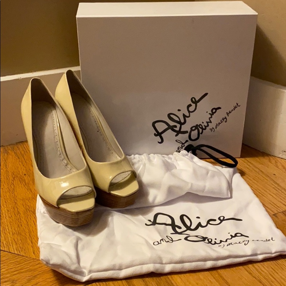 Alice and Olivia Laird Shoes